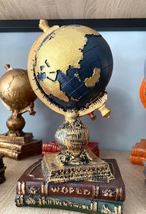 Kitap dünya dekoroatif obje Atlas Biblo