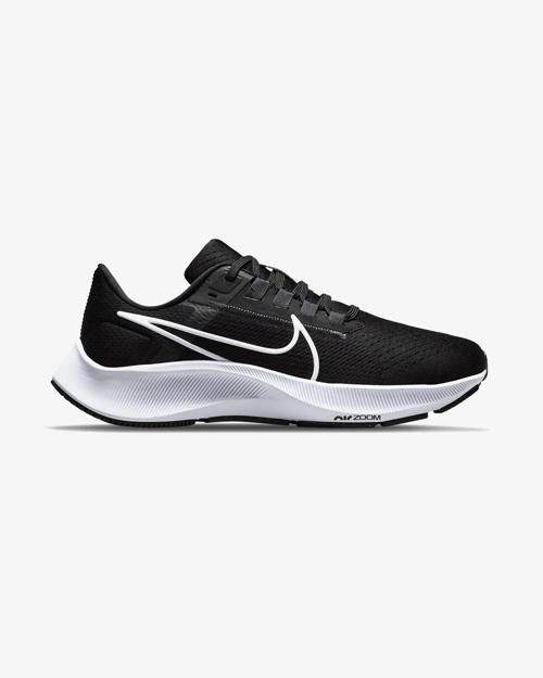 Air Zoom Pegasus 38 Kadın Siyah Beyaz Koşu Ayakkabısı