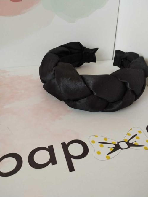 Saten Örgü Taç - Siyah - Organik & El Yapımı