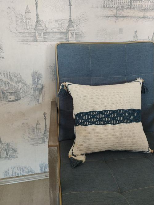 Örgü Yastık - Lacivert & Bej - Organik & El Yapımı