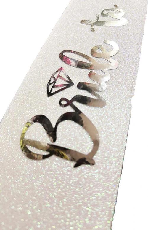 NessiWorld Beyaz Üzeri Gümüş İtalik Alyanslı Bride To Be Yazılı Simli Işıltılı Kuşak Kemer 10x80 cm