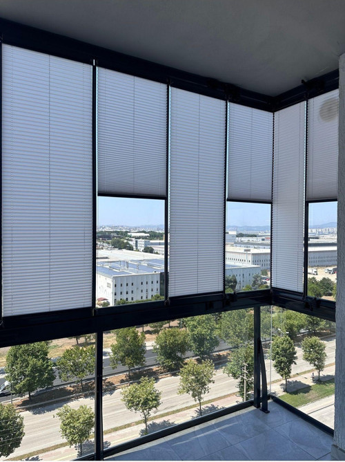 Buz Grisi Plise Katlanır Cam Balkon Perdesi, Ofis Perdesi, Mutfak Perdesi, Salon Perdesi
