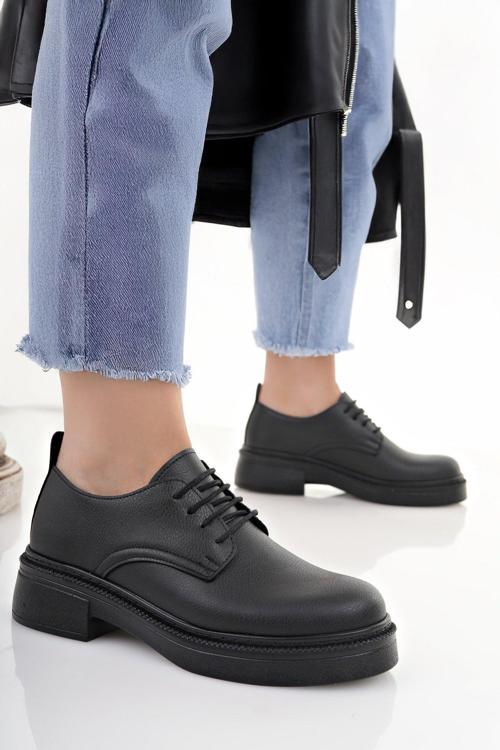 Kadın Bağcıklı Makosen Loafer Ayakkabı