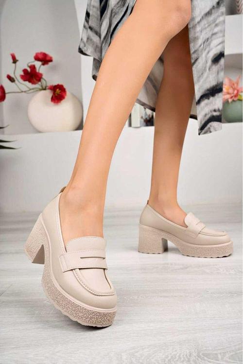 Bej Cilt Topuklu Loafer Mokasen Toka Kadın Ayakkabı
