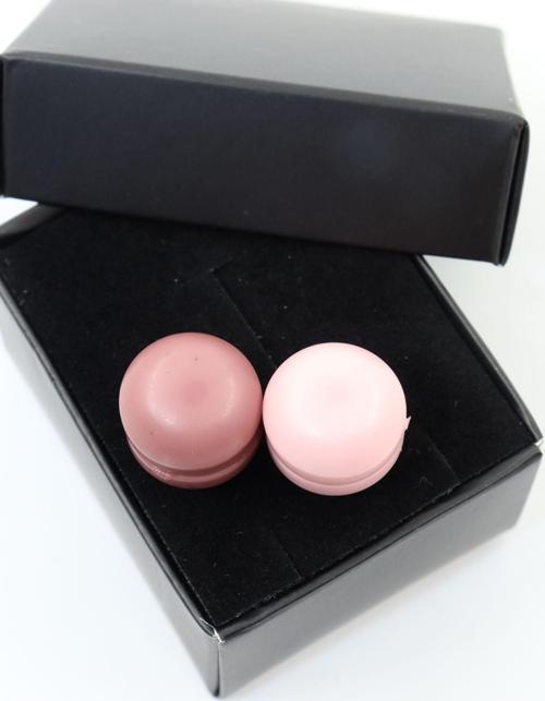 Eşarp mıknatısı. Şal mıknatısı. Türban mıknatısı. Başörtü mıknatısı. Mıknatıslı eşarp klipsi.