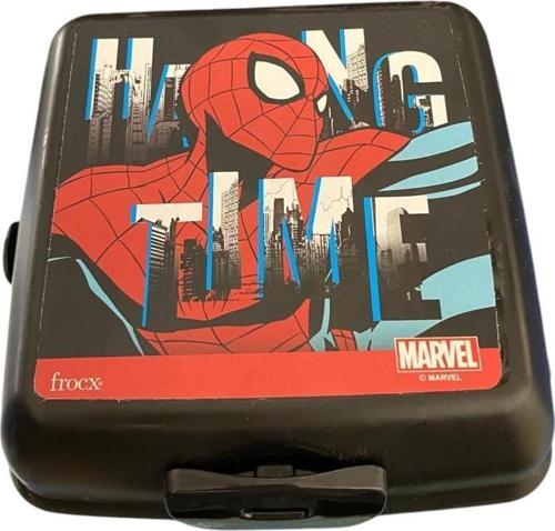 Beslenme Kutusu 4 Bölmeli Örümcek Adam Siyah Renk Erkek Figürlü 1 Adet Yemek Saklama Kabı Beslenme Çantası