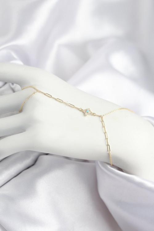 Pirinç Zirkon Taşlı Mavi Boncuklu Yonca Model Gold Renk Şahmeran 721