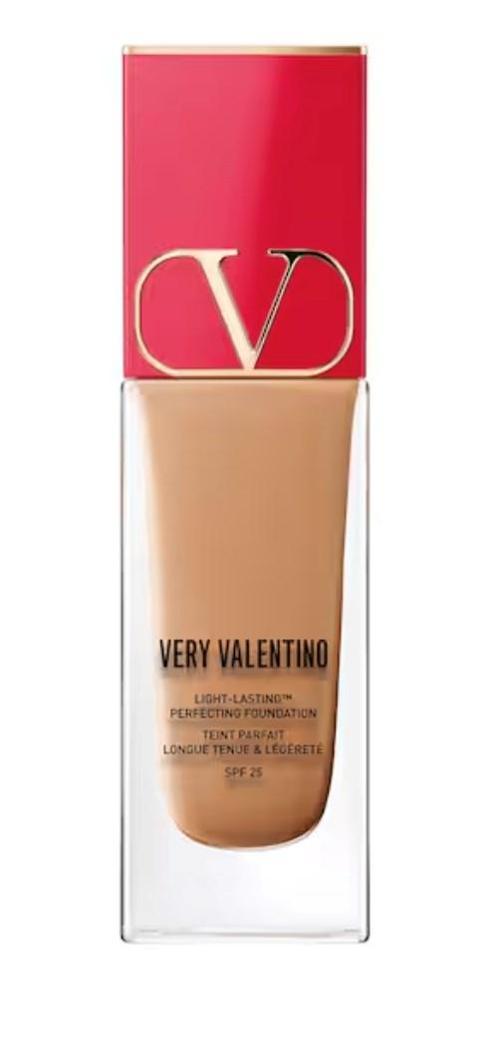 Very Medium Rosa 4 - Çok hafif fondöten, 24 saat kalıcı, SPF 25