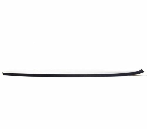 Ön Çam Çıtası Sağ Vw Passat Bm 10-14 (Oem No: 3C0854328B5Ap)