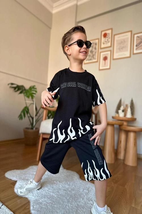 Yeni Sezon Alev Desenli Siyah Renk Erkek Çocuk Şortlu Takım