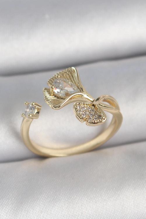 Pirinç Gold Renk Zirkon Taşlı Deniz Kabuğu Model Ayarlanabilir Kadın Yüzük NS1602