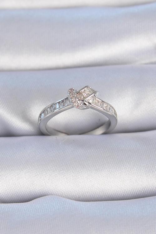 Pirinç Gümüş Renk Zirkon Taşlı Düğüm Model Kadın Yüzük NS3109