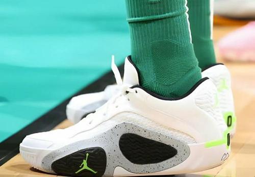 Jordan Tatum 2 Erkek Basketbol Ayakkabısı-FJ6457-100-SPORTXOUTLET