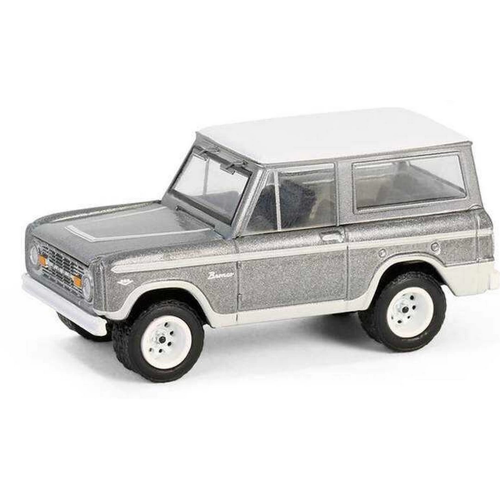 Greenlight 1/64 Hollywood Series 42- 1967 Ford Bronco - Counting Cars (2021 - Current TV Show) Kız E
