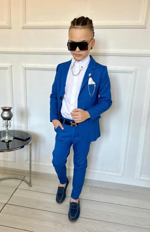 7 PARÇA MENDİLLİ, ÇİFT ZİNCİRLİ YAKA İĞNELİ CEKETLİ ERKEK ÇOCUK TAKIM ELBİSE -MAVİ