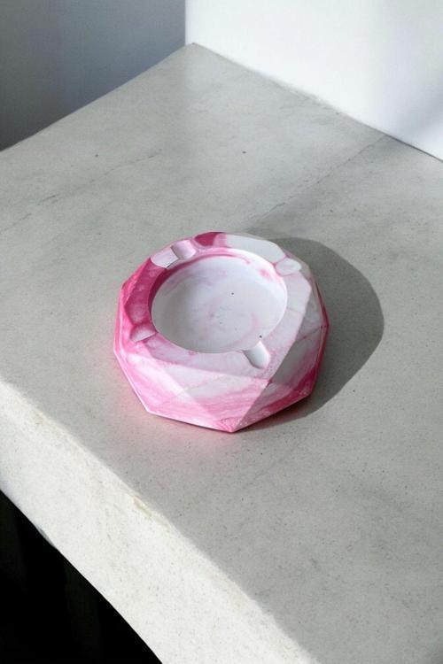 Mermer Desenli  Kesimli Oval Dekoratif Küllük Kül Tablası Pembe