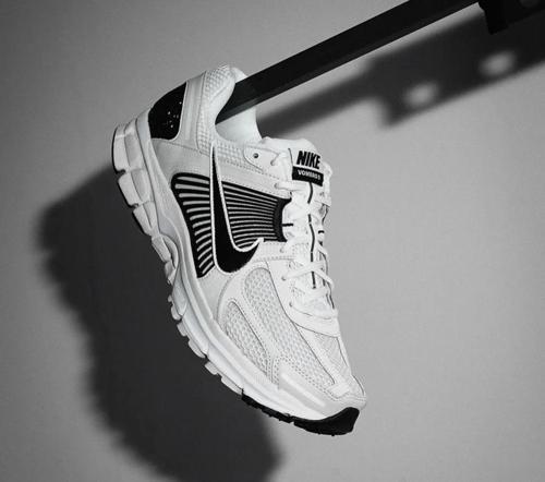 ZOOM VOMERO 5 UNISEX SNEAKER AYAKKABI-SPORTXOUTLET