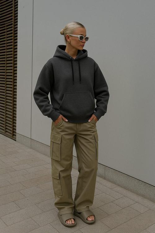 Kadın Kapüşonlu Cepli İçi Polarlı Sweatshirt