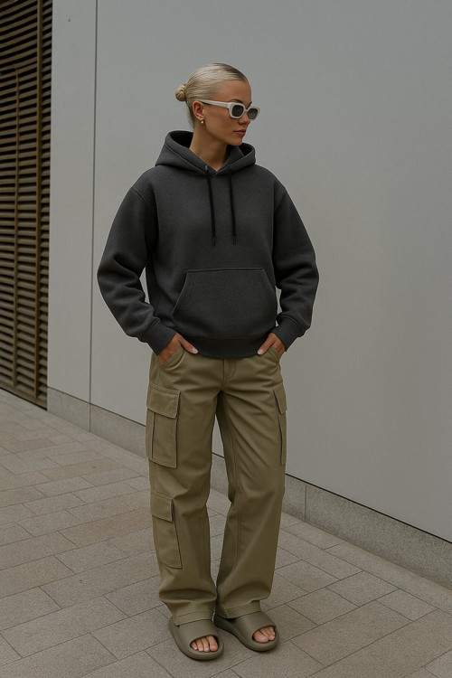 Kadın Kapüşonlu Cepli İçi Polarlı Sweatshirt