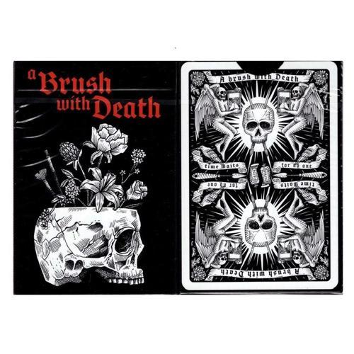 A Brush with Death Oyun Kağıdı iskambil Kartları Destesi