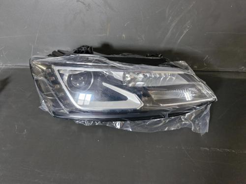 VOLKSWAGEN JETTA LEDLİ SAĞ ÖN FAR SIFIR 2011-2017