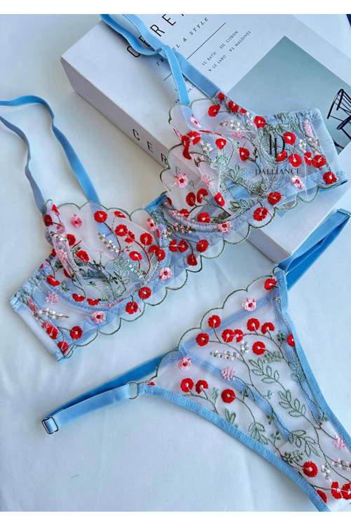 Çiçek Desenli Dantel Bralet Takımı