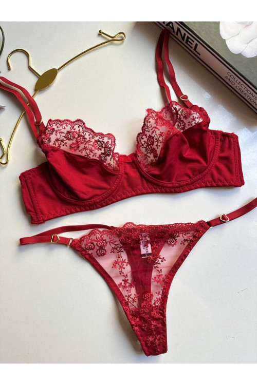 Dantelli Balenli Bralet Takımı Kalp Detaylı