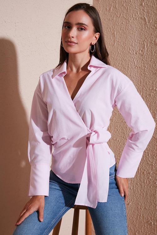 Pamuklu Regular Fit Uzun Kollu Bağlama Detaylı Bayan Gömlek 65200538 PEMBE