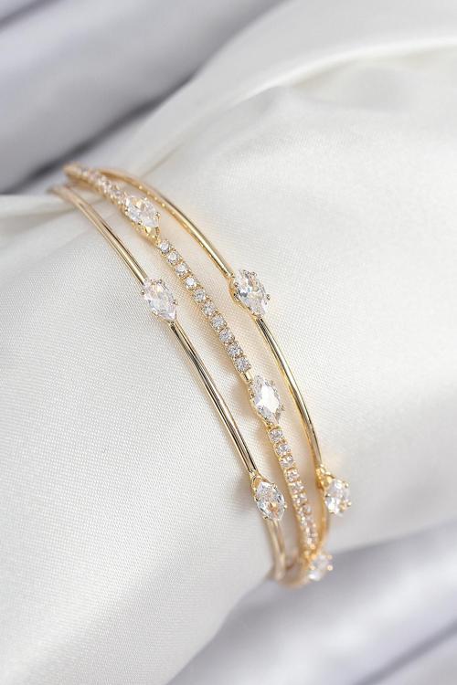 Pirinç Zirkon Taşlı Su Yolu Model Gold Renk Kadın Bileklik 7867