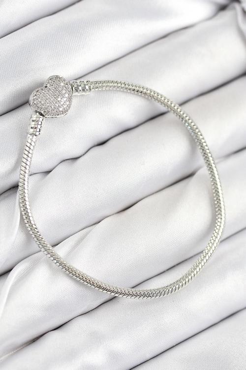 Pirinç Charm Zirkon Taşlı Kalp Model Gümüş Renk Kadın Bileklik - EBJ250902W37608