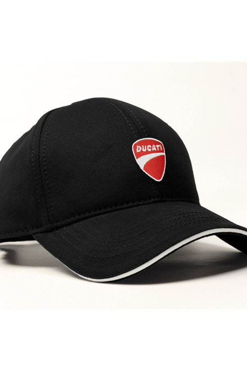 Ducati Şapka