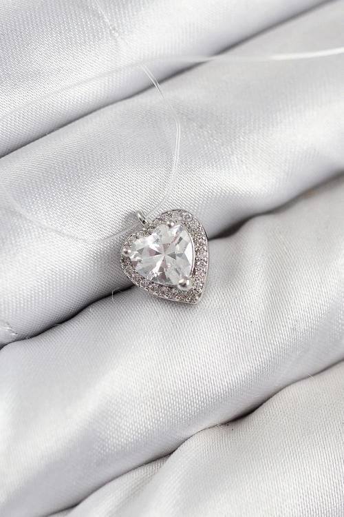 Misineli Kalp Model Gümüş Renk Hayalet Kolye