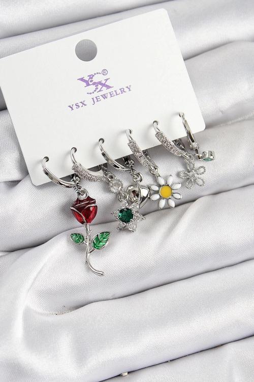 Pirinç Zİrkon Taşlı Gül Ve Papatya Model Gümüş Renk 3'lü Çift Kadın Küpe