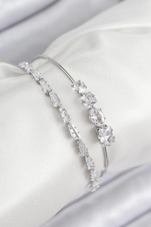 Pirinç Zirkon Taşlı Su Yolu Model Gümüş Renk Kadın Bileklik