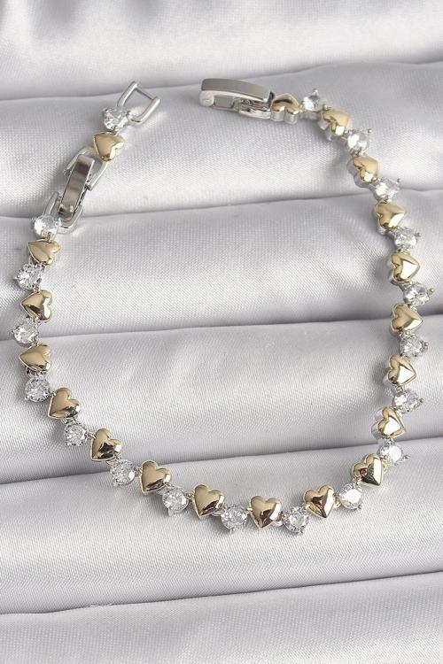 Pirinç Gümüş Renk Zirkon Taşlı Gold Kalpli VIP Seri Kadın Bileklik