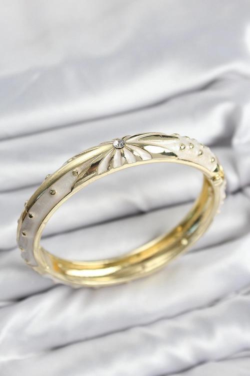 Mineli Pirinç Zirkon Taşlı Bej Desen Motifli Gold Kadın Kelepçe