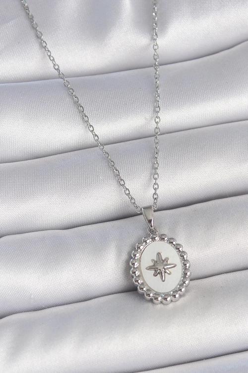 316L Çelik Gümüş Renk Zincir Beyaz Mineli Kutup Yıldız İşlemeli Madalyon Model Kadın Kolye