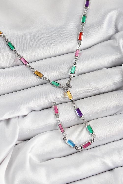 Pirinç Renkli Zirkon Taşlı Dikdörtgen Model Gümüş Renk Kadın Y Kolye