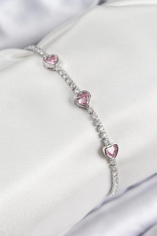 Pirinç Zirkon Taşlı Pembe Kalp Model Gümüş Renk Kadın Bileklik