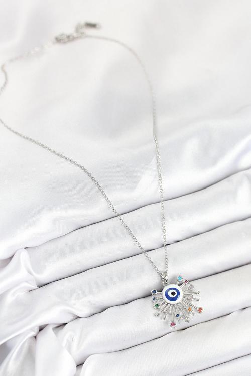 Zarif Kadın için Silver Çelik Zirkonlu Nazarlıklı Kolye