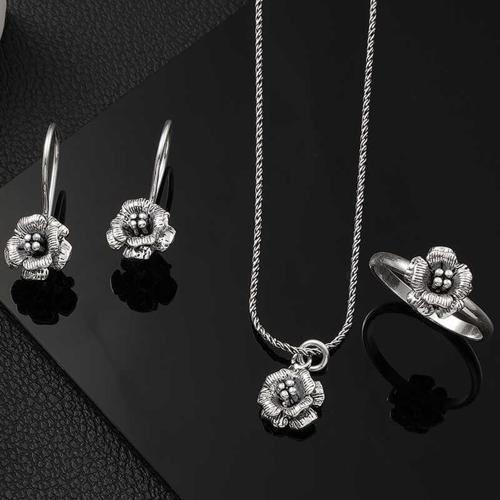 Gümüş Gül Kadın Set  SL6032