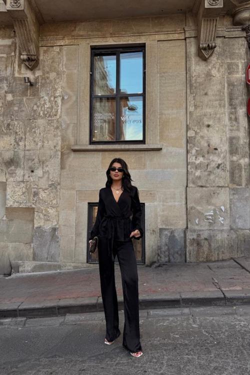 SATEN KRUVAZE BAĞLAMALI BLUZ- PANTOLON TAKIM - Siyah