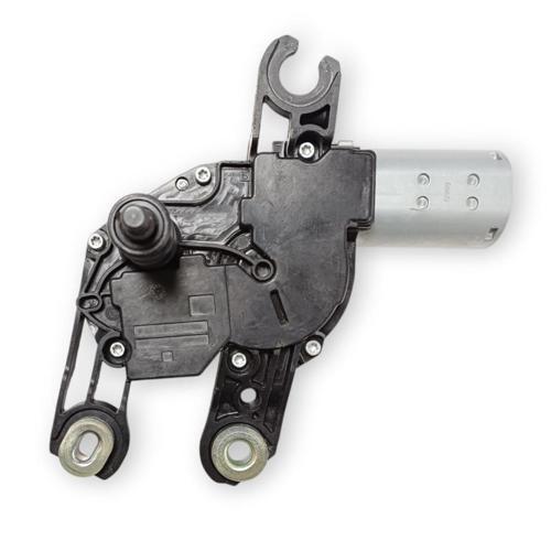 Seat Leon 2017-2020 4 Kapı 5F4955711A Arka Cam Silecek Motoru