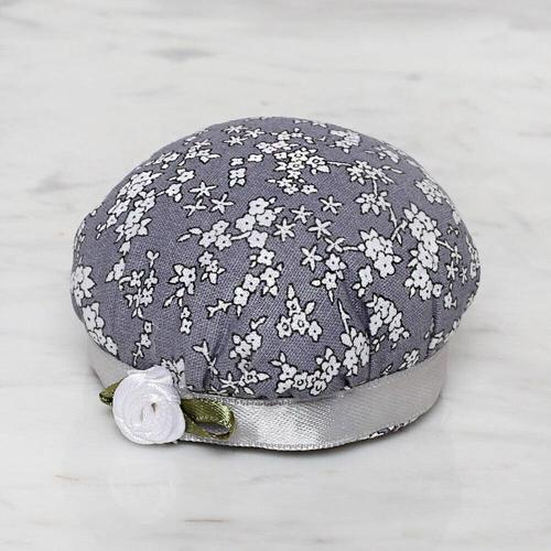 Loren Kola Takılabilir İğnedenlik Gri Çiçekli