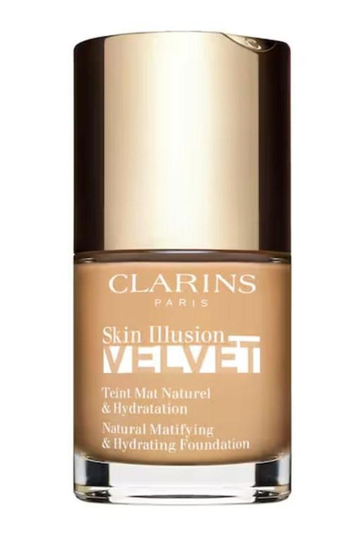 Skin Illusion Velvet - Doğal Bitişli Nemlendirici Fondöten 110N