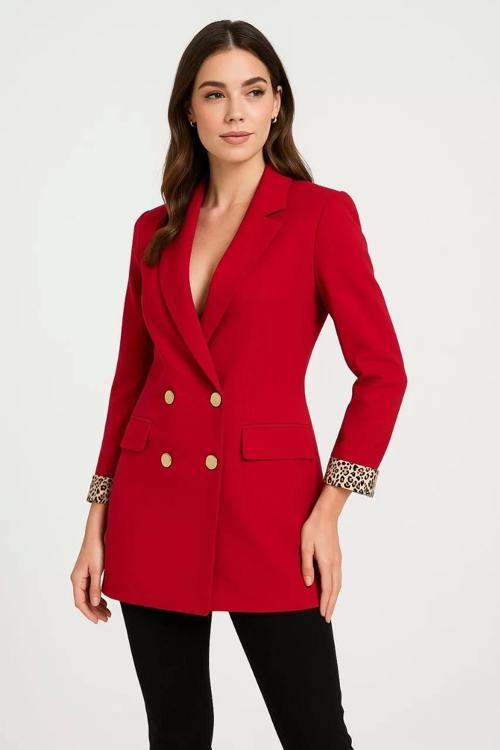 Kadın Kırmızı Kırlangıç Yaka Altın Düğmeli Blazer Leopar Manşetli Ceket- Kırmızı