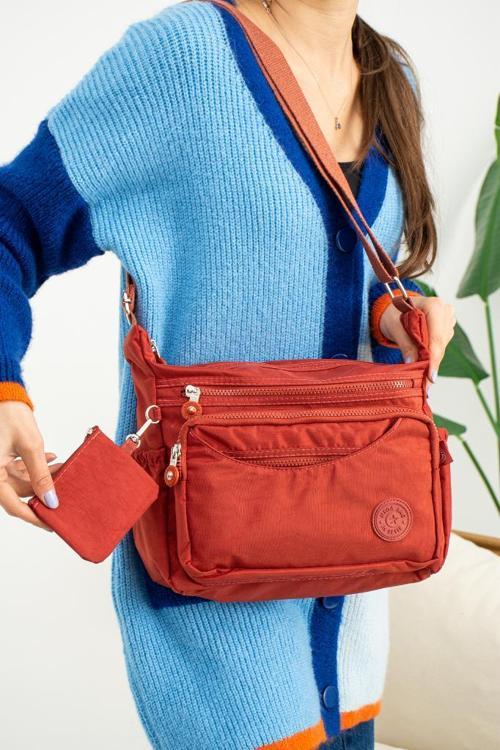 Klinkır Kadın Postacı Çanta Çok Cepli 30*20 Cm Su İtici Kumaş Bayan Çapraz Askılı Omuz Çantası