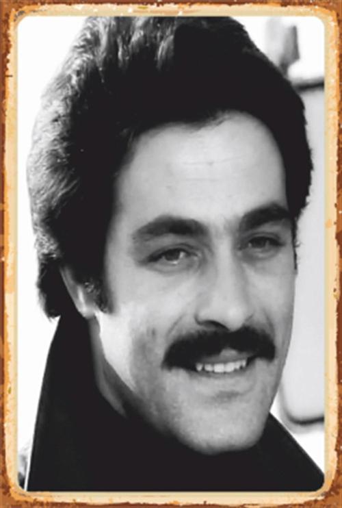Kadir İnanır Yeşilçam Siyah Beyaz Portre Retro Ahşap Poster-