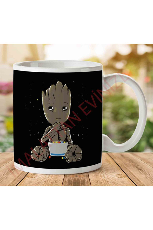 Art hedi̇ye 1-910 Groot Eating Candies İki Tarafı Baskılı Kupa Bardak.jpg