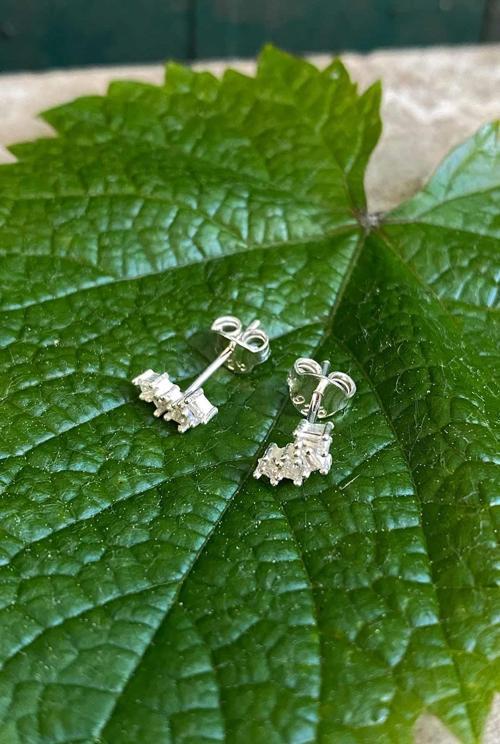 925 Ayar Gümüş Salyangoz Baget Zirkon Taşlı Minimal Kıkırdak Küpe Piercing